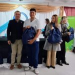 Entrega de mochilas técnicas para estudiantes de enfermería