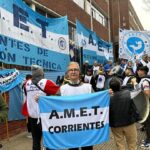 AMET Corrientes Participa en Abrazo Simbólico  en Defensa de los Fondos del INET