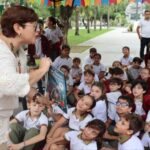 Educación hizo pie en la Plaza 25 de Mayo para promover el hábito de lectura en niños