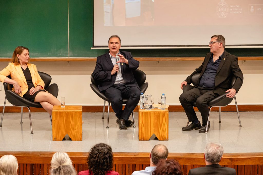 III Jornadas de Enseñanza Significativa en Ciencias Económicas
