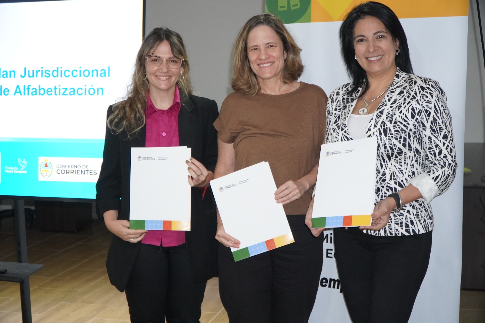 Corrientes firmó un convenio con dos fundaciones para fortalecer la alfabetización temprana