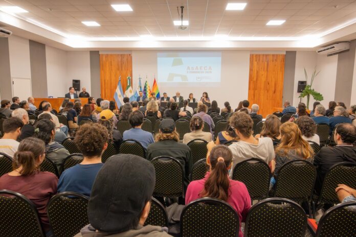 AsAECA en la UNNE: quedó inaugurado el X Congreso Internacional que se realiza por primera vez en el NEA