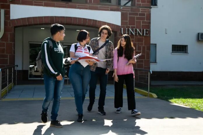 Jornadas informativas para acercar la oferta académica a estudiantes secundarios