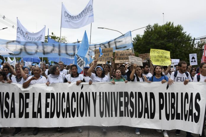 Con marchas en dos ciudades, la UNNE se suma a la cuarta marcha federal universitaria