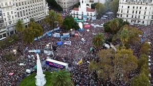 Apoyo de organizaciones internacionales a la Cuarta Marcha Federal Universitaria