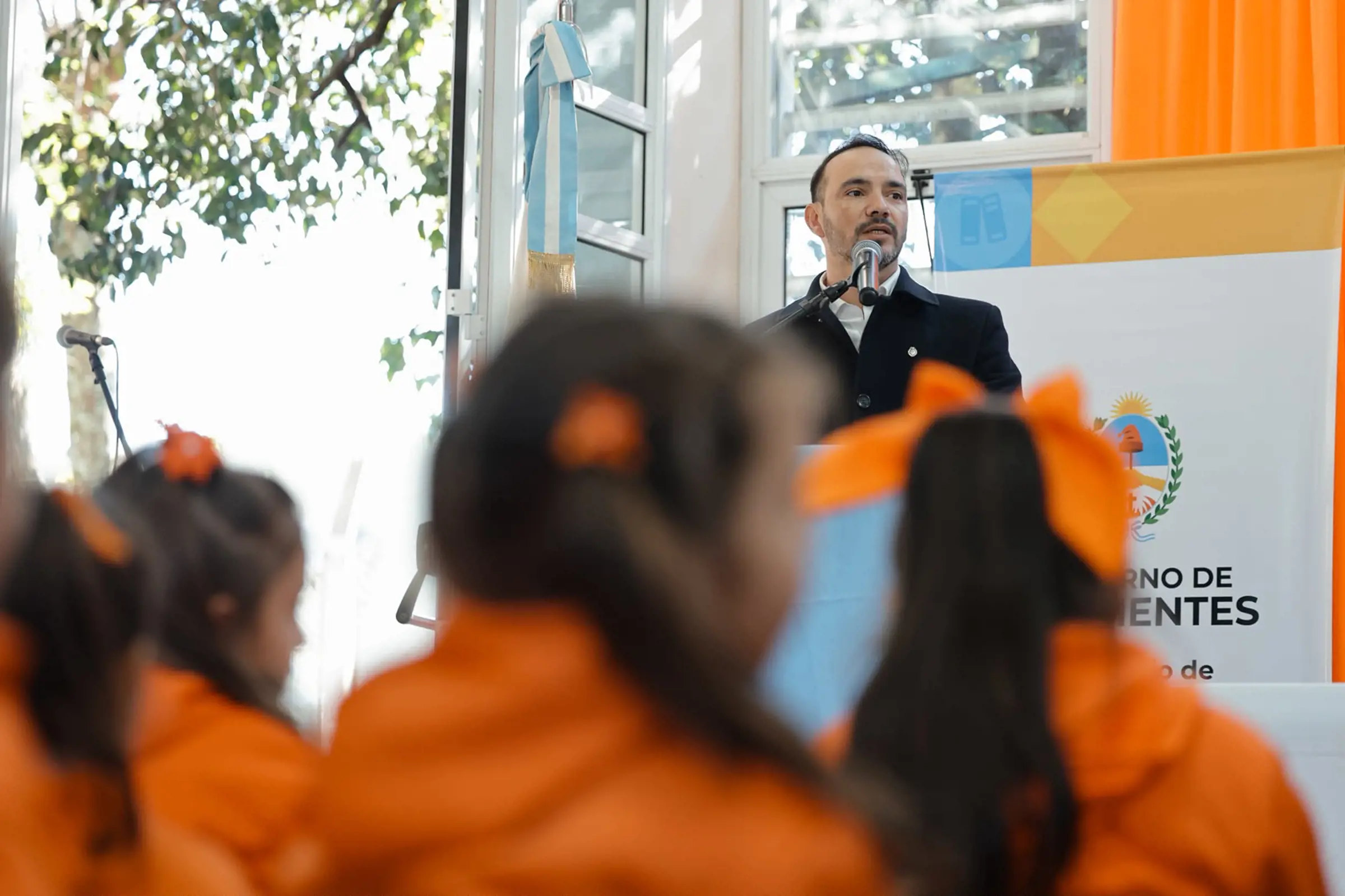 El Gobernador inauguró un Jardín de Infantes en Villa Olivari