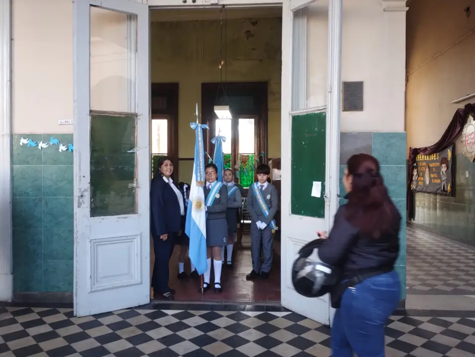La Escuela N°1 “Manuel Belgrano” conmemora sus 137 años con un acto