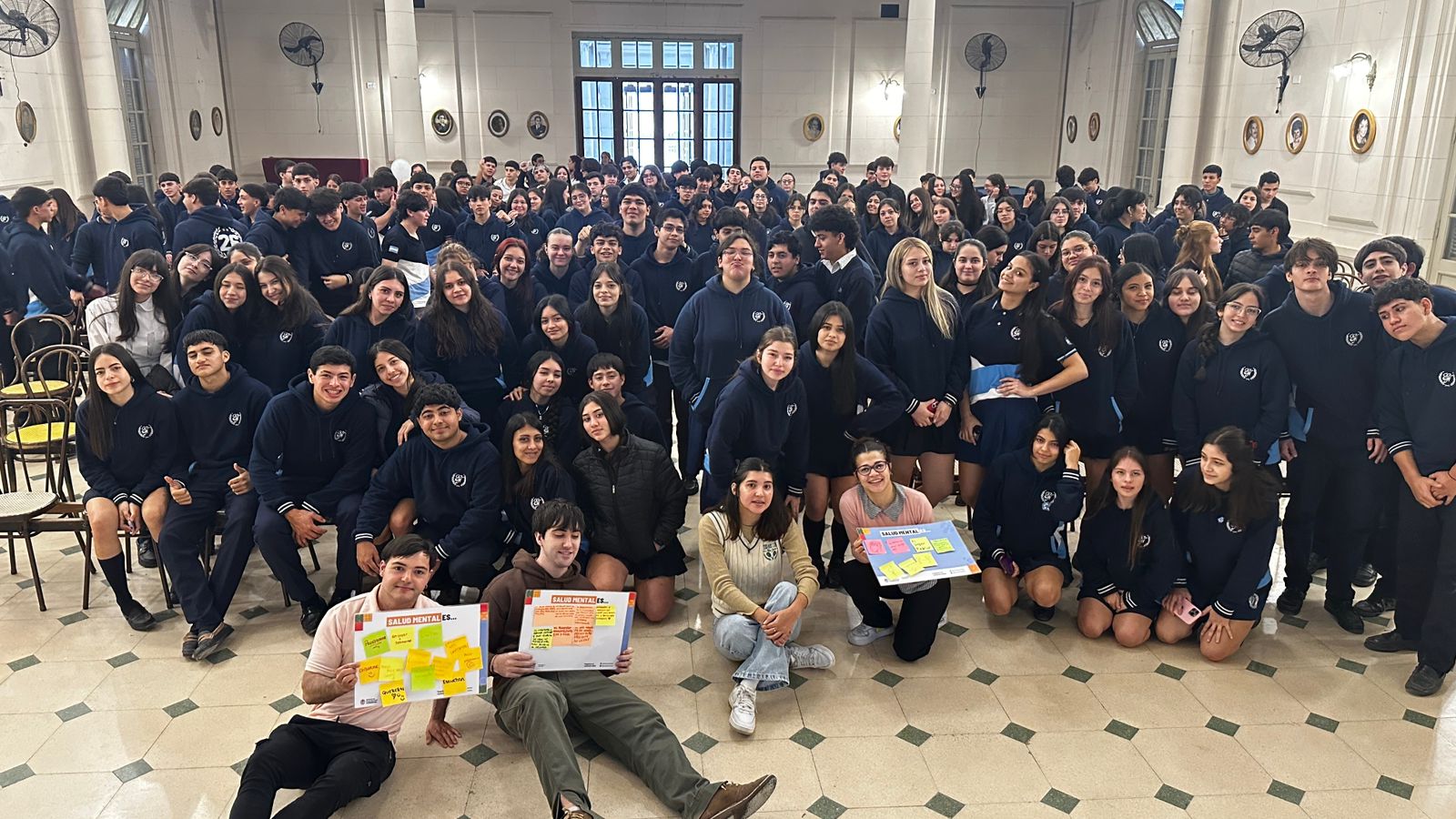 Más de 140 estudiantes participaron de un exitoso taller de salud mental
