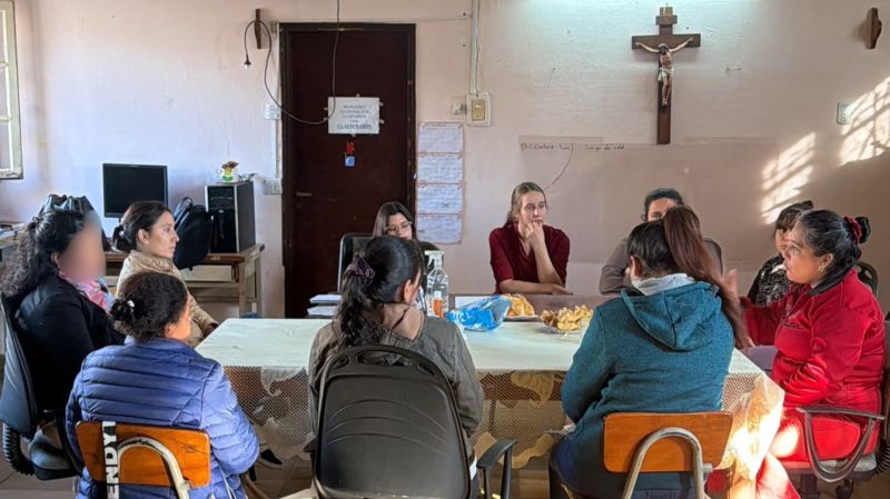 Contexto de Encierro: Jornada sobre mujeres destacadas de corrientes