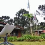 Acuerdo con Starlink para llevar internet satelital a escuelas rurales de todo el país
