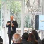 Educación y producción se unen para fortalecer la formación técnica.