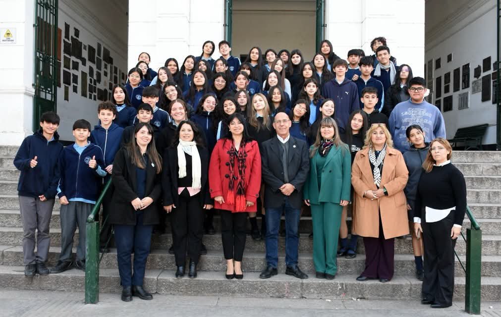 Participación de estudiantes en Proyectos de ciencia y tecnología | EY STEM App 2026