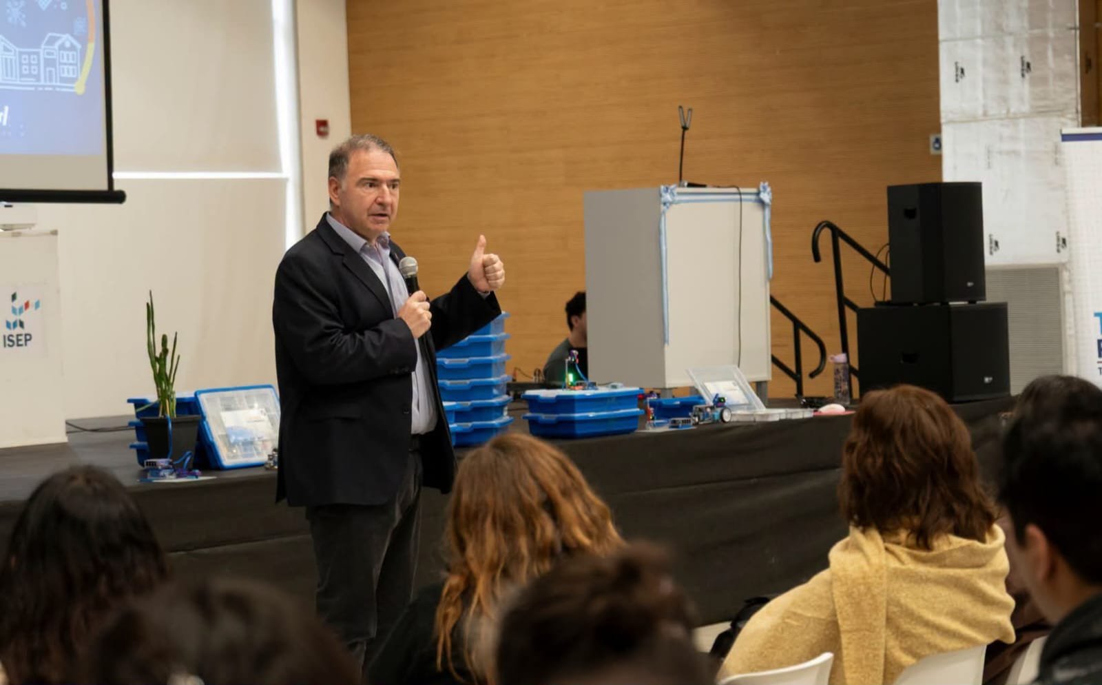 Kits de Robótica para escuelas Primarias y Secundarias
